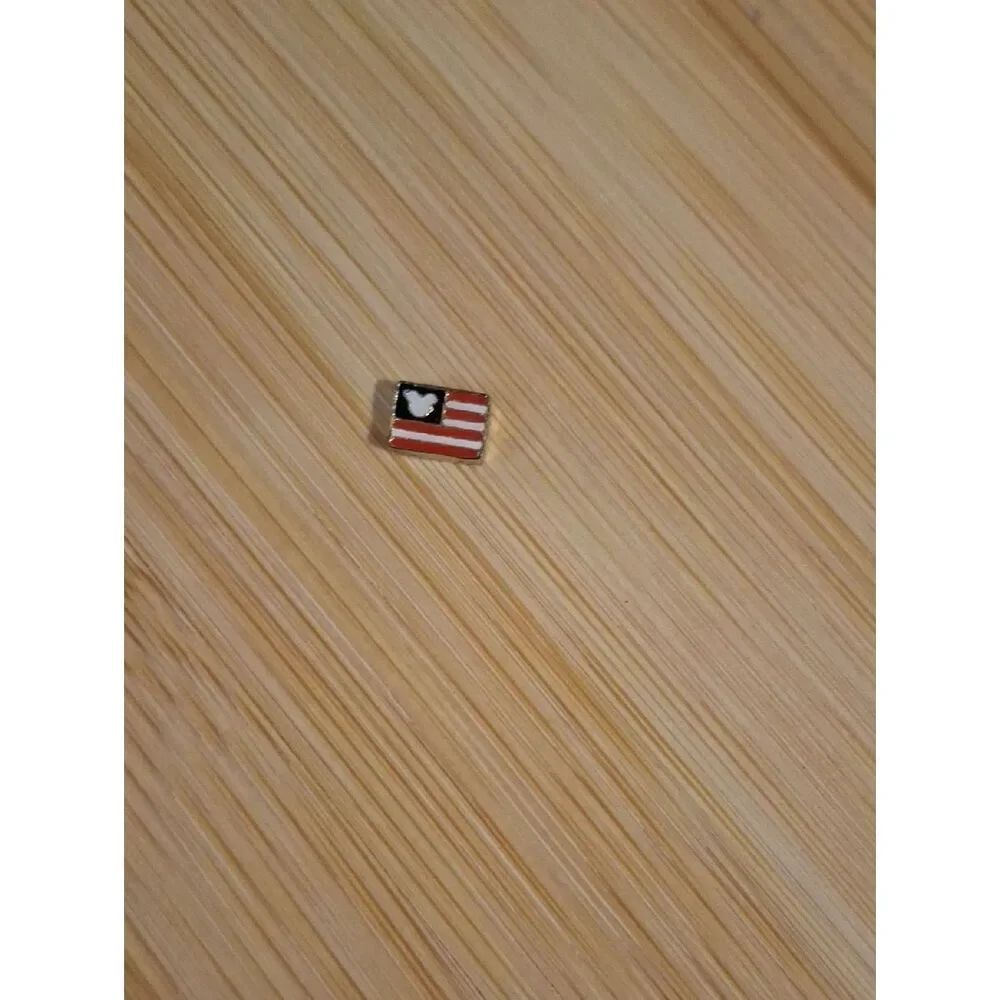 American Flag Enamel Pin - Red, White, Blue